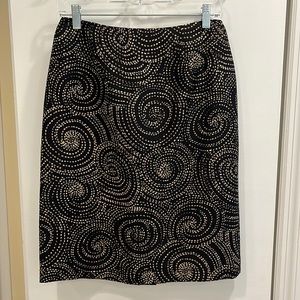Talbots Beautiful Black/Cream Pencil Skirt size 6, excellent condition!